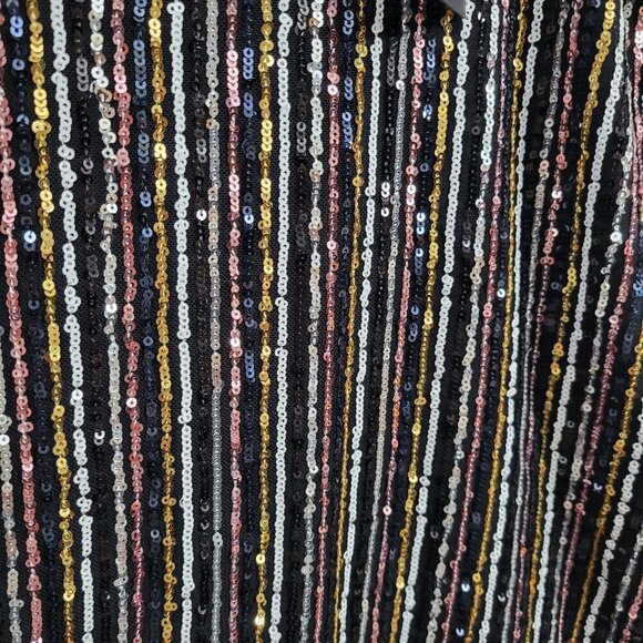 NEW Cable & Gauge Halter Top Medium Sleeveless Sequined sparkly metallic NWT - Picture 4 of 10
